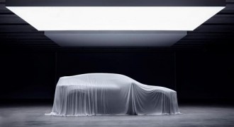 极星3预告图发布 定位纯电动高性能SUV