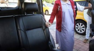 现场试驾后，我果断选择了奔腾T99